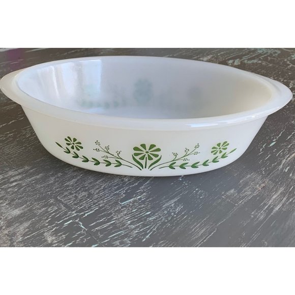 Vintage glasbake green daisy flower casserole dish - no lid - 79 - Immaculate - Picture 3 of 6